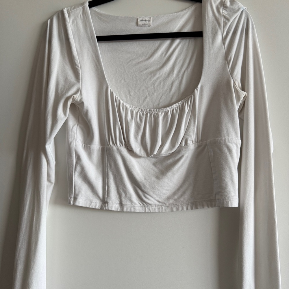 Wilfred Aritzia Cream Long Sleeve Crop Top